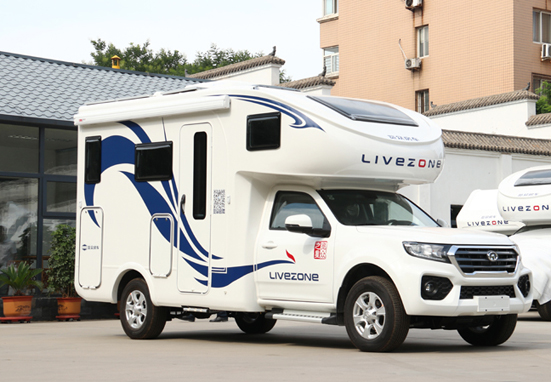 一家四口出行，這款房車非常合適